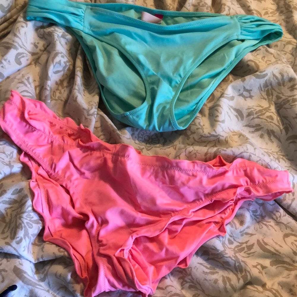 Never worn Victoria’s Secret bikini bottoms